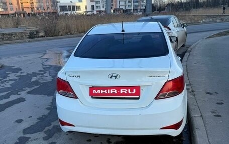 Hyundai Solaris II рестайлинг, 2014 год, 369 000 рублей, 4 фотография