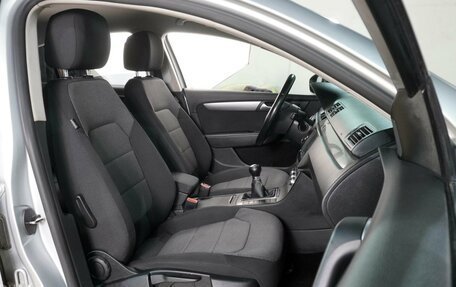 Volkswagen Passat B7, 2011 год, 899 000 рублей, 8 фотография