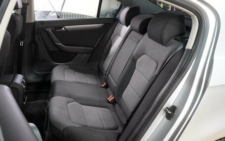 Volkswagen Passat B7, 2011 год, 899 000 рублей, 9 фотография