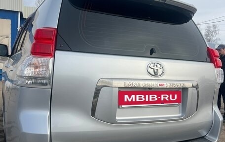 Toyota Land Cruiser Prado 150 рестайлинг 2, 2010 год, 3 300 000 рублей, 7 фотография