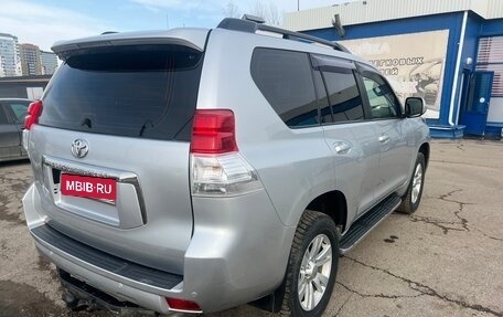 Toyota Land Cruiser Prado 150 рестайлинг 2, 2010 год, 3 300 000 рублей, 6 фотография