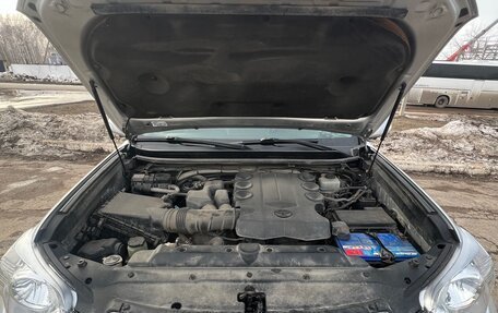 Toyota Land Cruiser Prado 150 рестайлинг 2, 2010 год, 3 300 000 рублей, 10 фотография