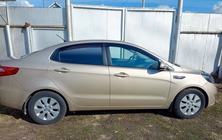 KIA Rio III рестайлинг, 2013 год, 1 337 000 рублей, 4 фотография