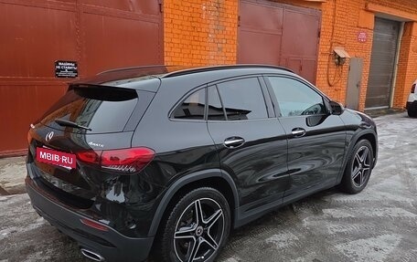Mercedes-Benz GLA, 2020 год, 3 750 000 рублей, 3 фотография