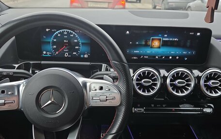 Mercedes-Benz GLA, 2020 год, 3 750 000 рублей, 11 фотография