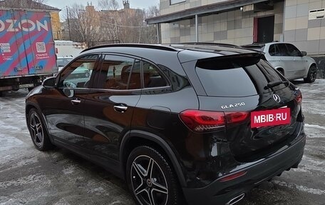 Mercedes-Benz GLA, 2020 год, 3 750 000 рублей, 4 фотография