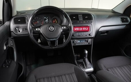 Volkswagen Polo VI (EU Market), 2015 год, 1 099 000 рублей, 6 фотография