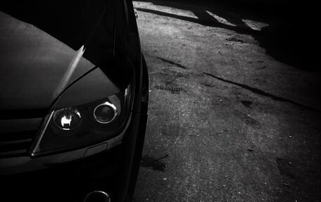 Opel Astra, 2009 год, 600 000 рублей, 1 фотография