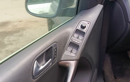 Volkswagen Tiguan I, 2008 год, 1 000 000 рублей, 13 фотография