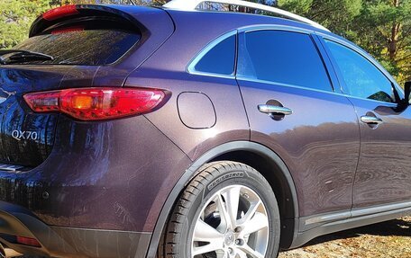 Infiniti QX70, 2014 год, 2 200 000 рублей, 10 фотография