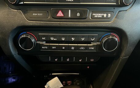 KIA cee'd III, 2018 год, 1 935 000 рублей, 15 фотография