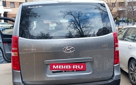 Hyundai H-1 II рестайлинг, 2014 год, 1 850 000 рублей, 10 фотография