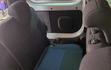 Nissan NV200, 2010 год, 1 300 000 рублей, 12 фотография