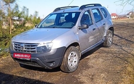 Renault Duster I рестайлинг, 2013 год, 575 000 рублей, 2 фотография