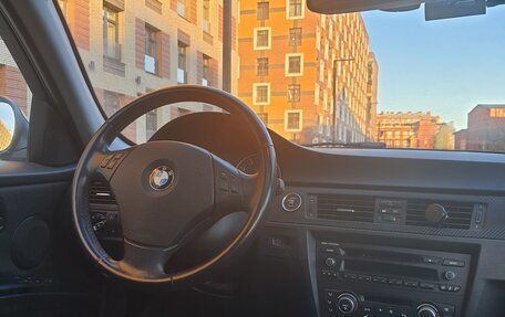 BMW 3 серия, 2010 год, 950 000 рублей, 8 фотография