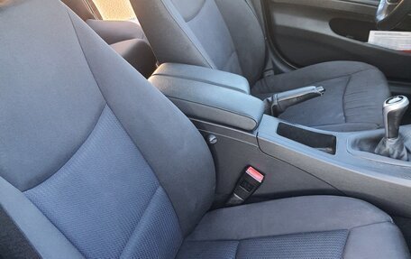 BMW 3 серия, 2010 год, 950 000 рублей, 13 фотография