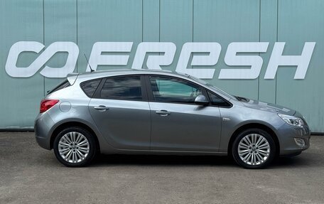 Opel Astra J, 2011 год, 819 000 рублей, 5 фотография