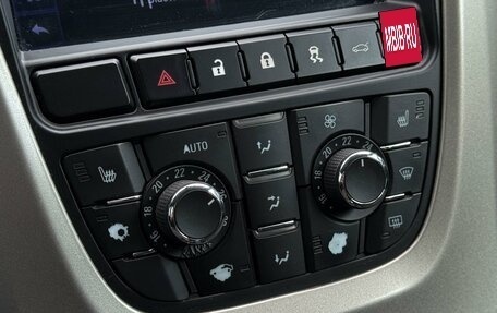 Opel Astra J, 2011 год, 819 000 рублей, 21 фотография