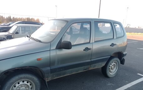 Chevrolet Niva I рестайлинг, 2004 год, 190 000 рублей, 5 фотография
