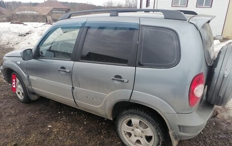 Chevrolet Niva I рестайлинг, 2012 год, 345 000 рублей, 2 фотография