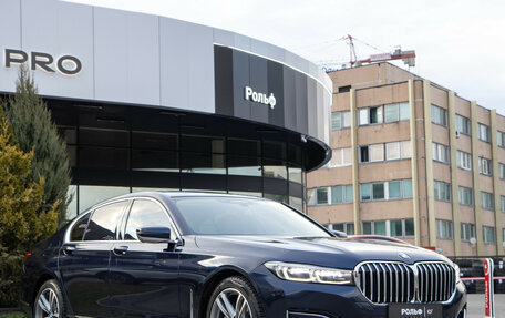 BMW 7 серия, 2019 год, 4 889 000 рублей, 2 фотография