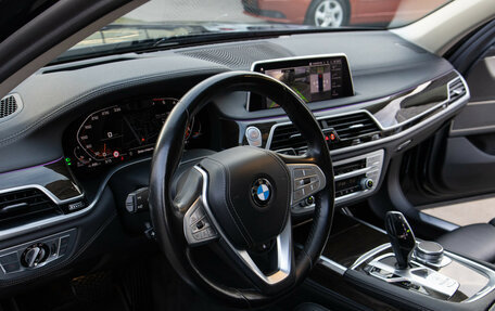 BMW 7 серия, 2019 год, 4 889 000 рублей, 10 фотография