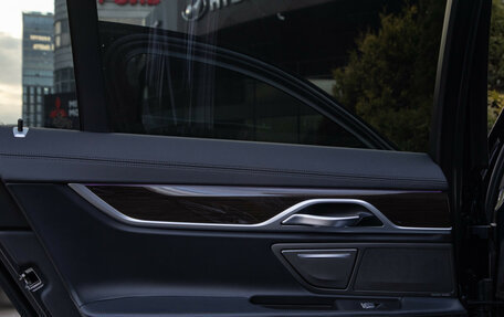 BMW 7 серия, 2019 год, 4 889 000 рублей, 30 фотография