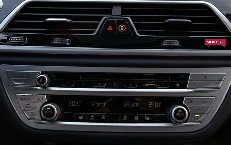 BMW 7 серия, 2019 год, 4 889 000 рублей, 21 фотография