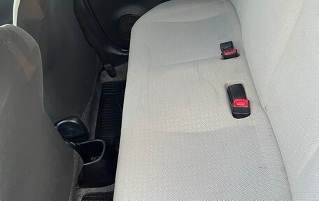 Toyota Vitz, 2013 год, 710 000 рублей, 11 фотография