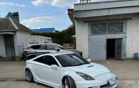 Toyota Celica VII рестайлинг, 2000 год, 1 000 000 рублей, 2 фотография