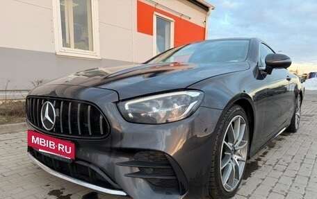 Mercedes-Benz E-Класс, 2021 год, 5 350 000 рублей, 3 фотография