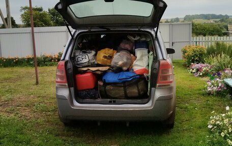 Opel Zafira B, 2008 год, 670 000 рублей, 29 фотография