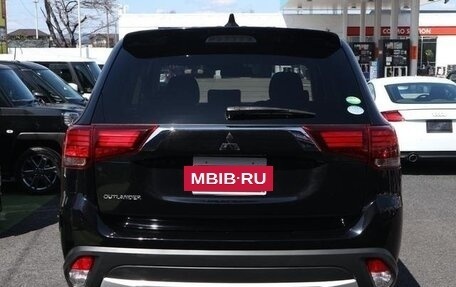 Mitsubishi Outlander III рестайлинг 3, 2018 год, 1 847 000 рублей, 5 фотография