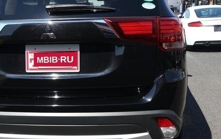 Mitsubishi Outlander III рестайлинг 3, 2018 год, 1 847 000 рублей, 18 фотография