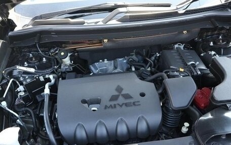 Mitsubishi Outlander III рестайлинг 3, 2018 год, 1 847 000 рублей, 16 фотография