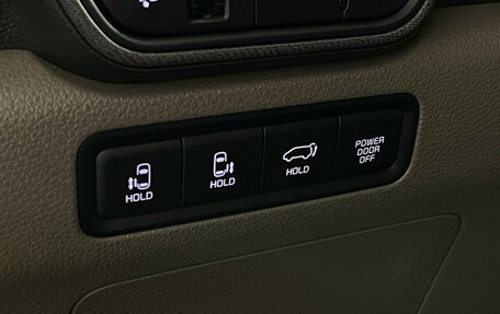 KIA Carnival, 2025 год, 6 800 000 рублей, 23 фотография