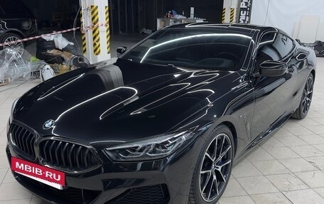 BMW 8 серия, 2019 год, 8 190 000 рублей, 3 фотография