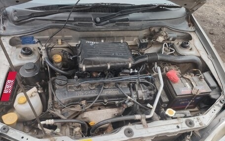 Nissan March II, 1999 год, 180 000 рублей, 2 фотография