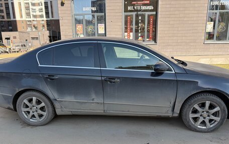 Volkswagen Passat B6, 2006 год, 300 000 рублей, 20 фотография