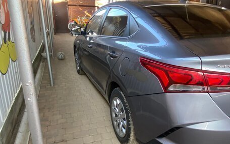 Hyundai Solaris II рестайлинг, 2020 год, 1 300 000 рублей, 6 фотография