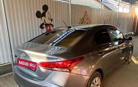 Hyundai Solaris II рестайлинг, 2020 год, 1 300 000 рублей, 4 фотография