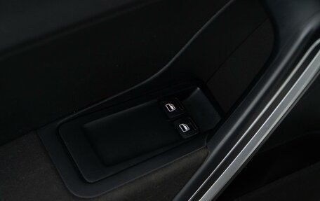 Volkswagen Beetle, 2013 год, 1 188 055 рублей, 15 фотография