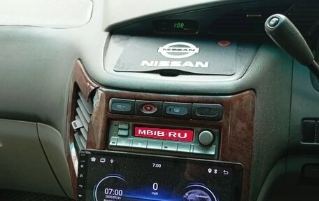 Nissan Elgrand I, 2001 год, 699 000 рублей, 1 фотография