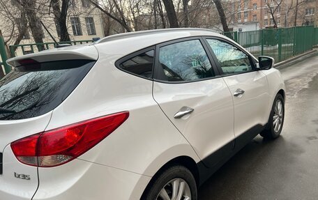 Hyundai ix35 I рестайлинг, 2012 год, 1 500 000 рублей, 3 фотография