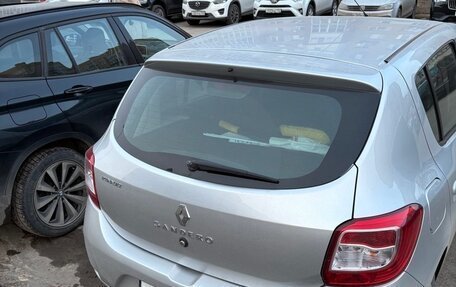 Renault Sandero II рестайлинг, 2017 год, 900 000 рублей, 4 фотография