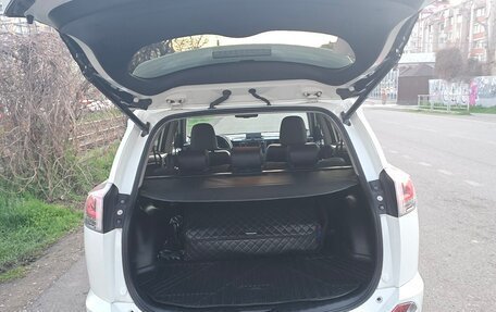 Toyota RAV4, 2016 год, 2 100 000 рублей, 8 фотография