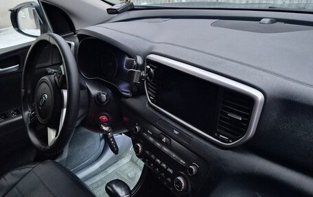 KIA Sportage IV рестайлинг, 2020 год, 2 555 000 рублей, 20 фотография