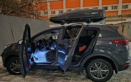 KIA Sportage IV рестайлинг, 2020 год, 2 555 000 рублей, 25 фотография