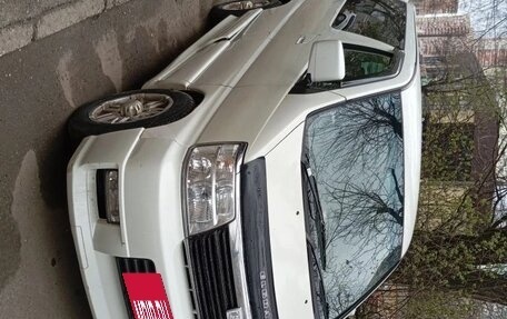 Nissan Elgrand I, 2001 год, 699 000 рублей, 4 фотография