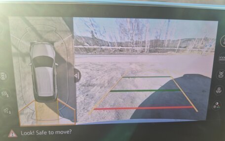 Volkswagen Tiguan II, 2023 год, 4 640 000 рублей, 3 фотография